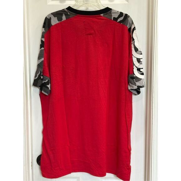 ECKO UNLIMITED - M Sz 2XL - NWT Short Sleeve Tee in ECKO Red w/Black & Grey Camo - Picture 3 of 13